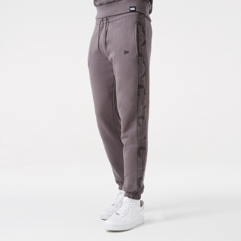 New Era Geometric Camo Jogger