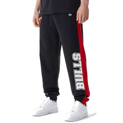 New Era NBA Large Graphic Jogger Chicago Bulls